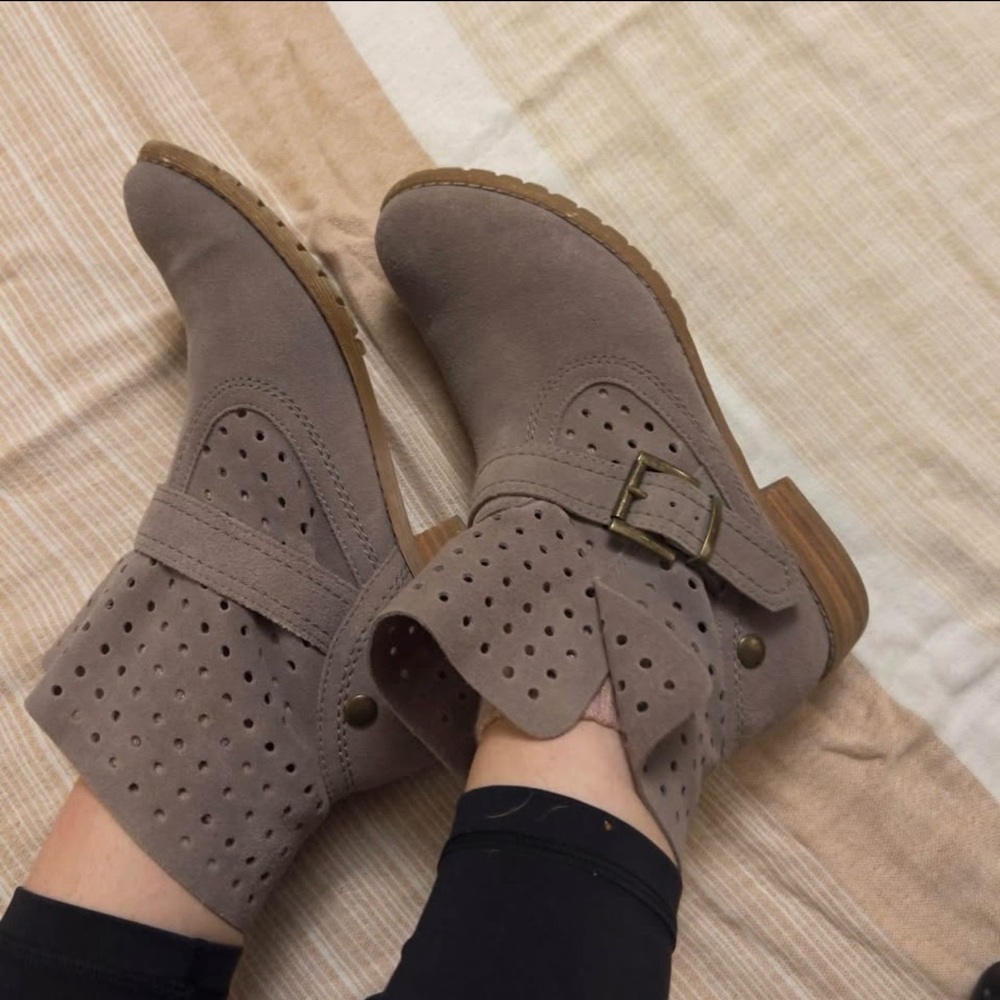 Super Cute Booties!